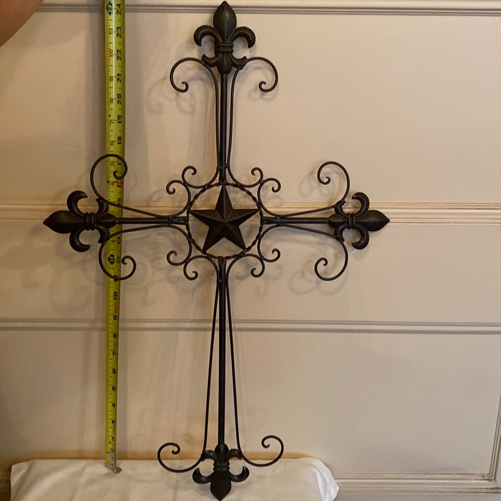 Wrought iron lightweight cross decorative